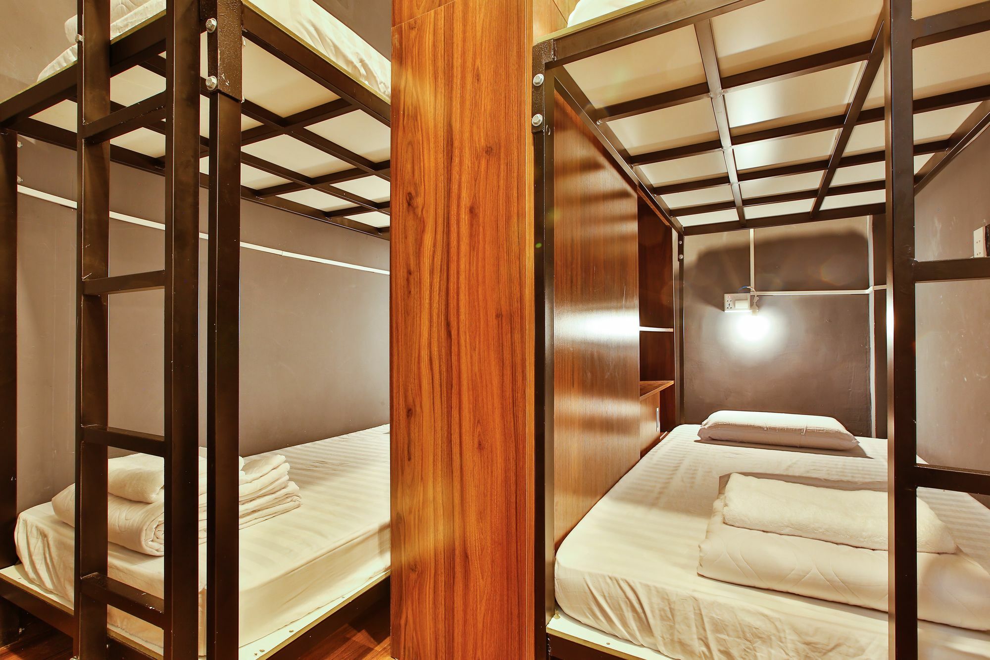 Bff Saigon Hostel Ho Chi Minh-staden Exteriör bild